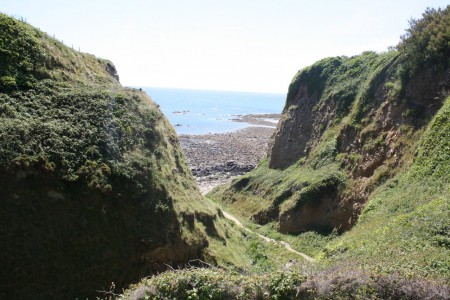 Accès au rivage (Herquemoulin) à proximité du panorama des Treize vents